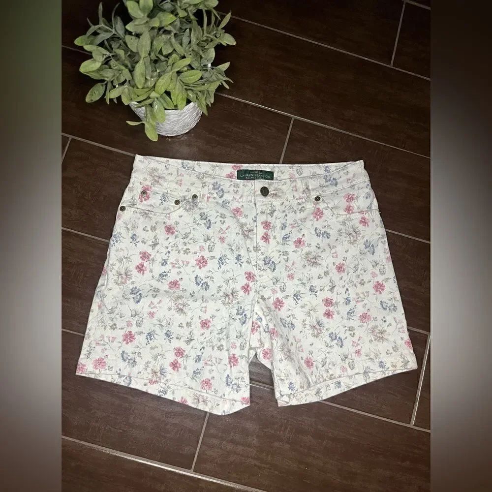Lauren Jeans Co. Ralph Lauren floral denim shorts sz 6